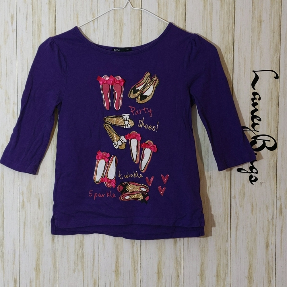 Gap kids graphic t-shirt size M